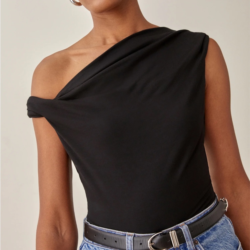 Reformation cello top